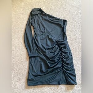 Black One shoulder dress